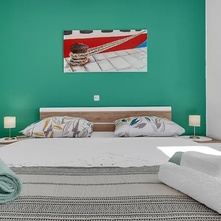 Newly Renovated Apartment With A Beautiful Sea View Emili Promajna Exterior photo