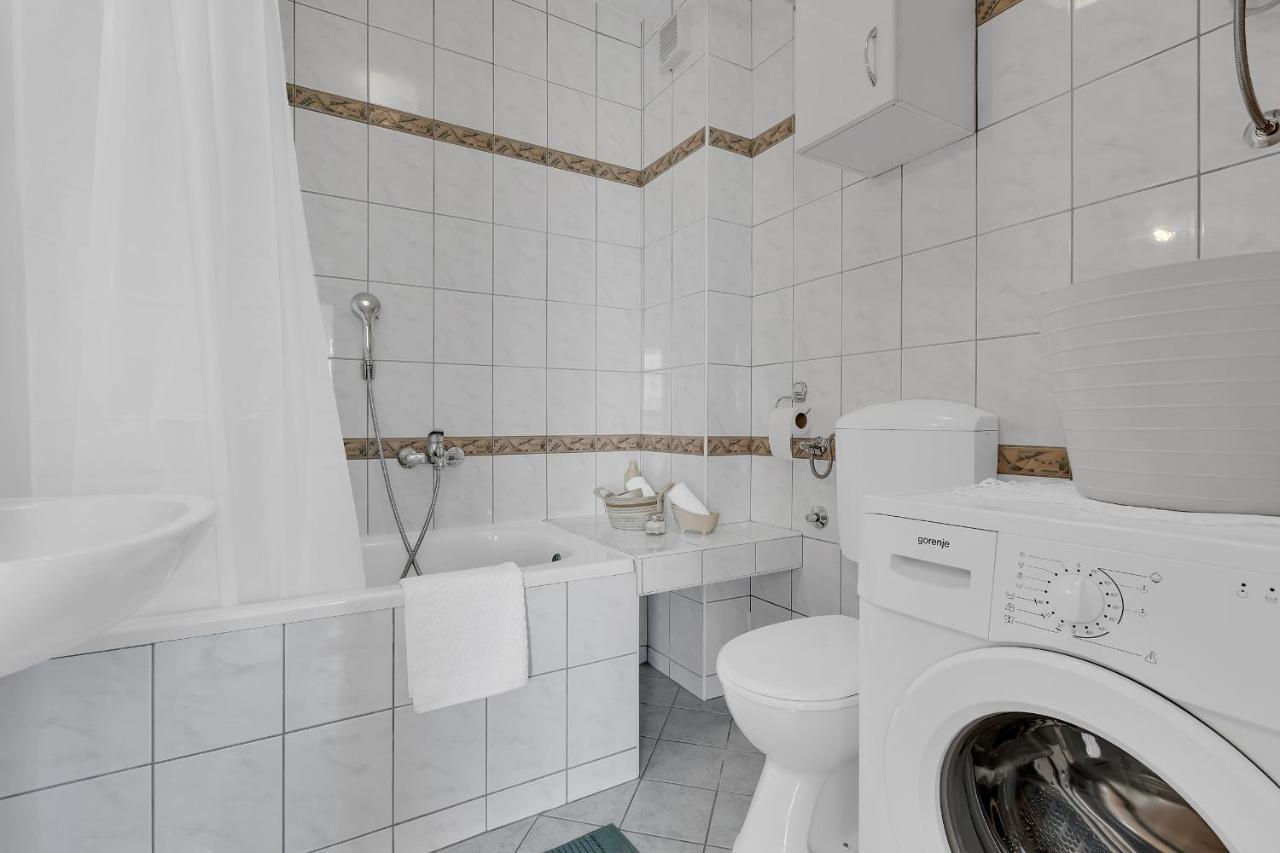 Apartmán Newly Renovated With A Beautiful Sea View Emili Promajna